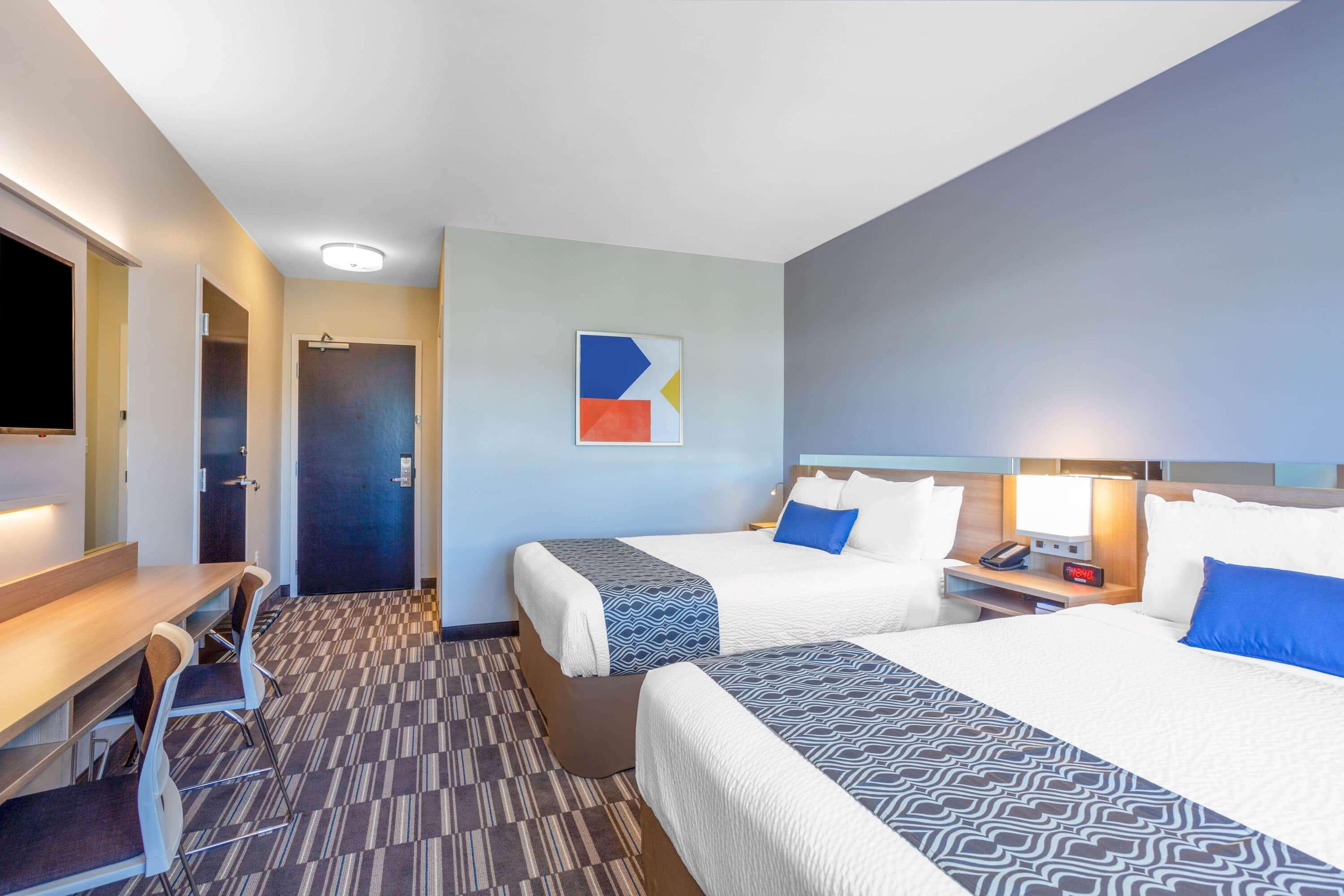 Microtel Inn Suites By Wyndham Саут Хил Екстериор снимка